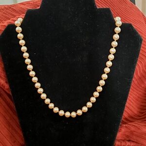 Les Bernard Signed Elegant Champagne Pearl 18" Necklace Vintage 70s USA